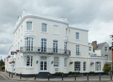 The Royal Adelaide Hotel - Hotel in Windsor, Windsor and Maidenhead ...